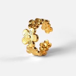 ◾️18k Gold Plated Daisy Flower Adjustable Ring